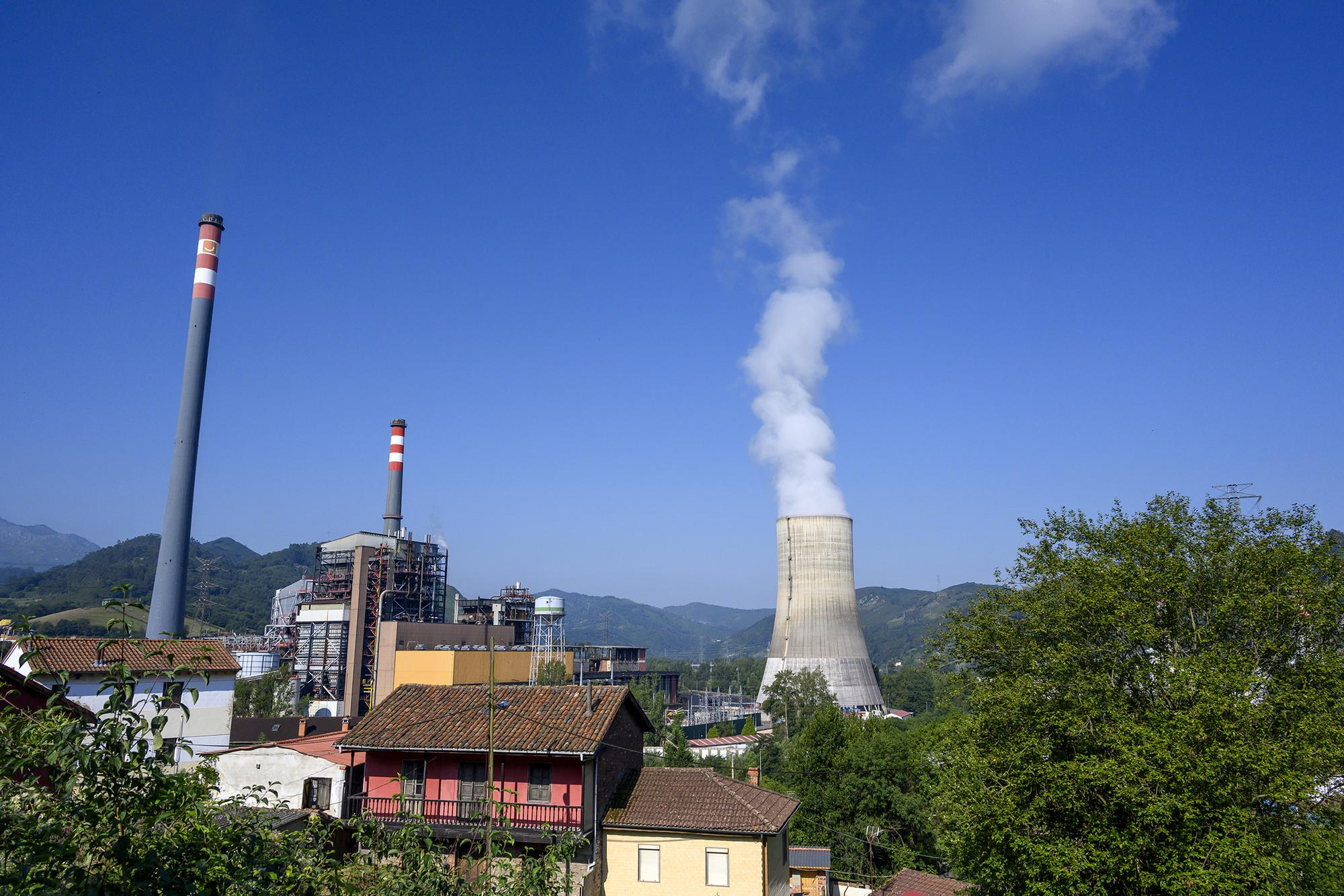 Asturias rural eólica verano - 9